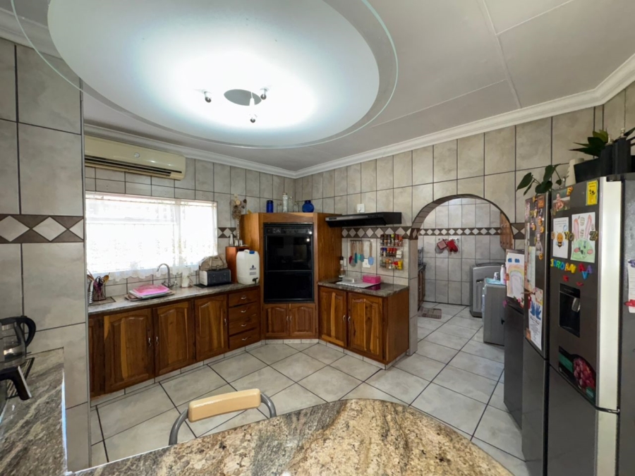 3 Bedroom Property for Sale in Safari Gardens North West